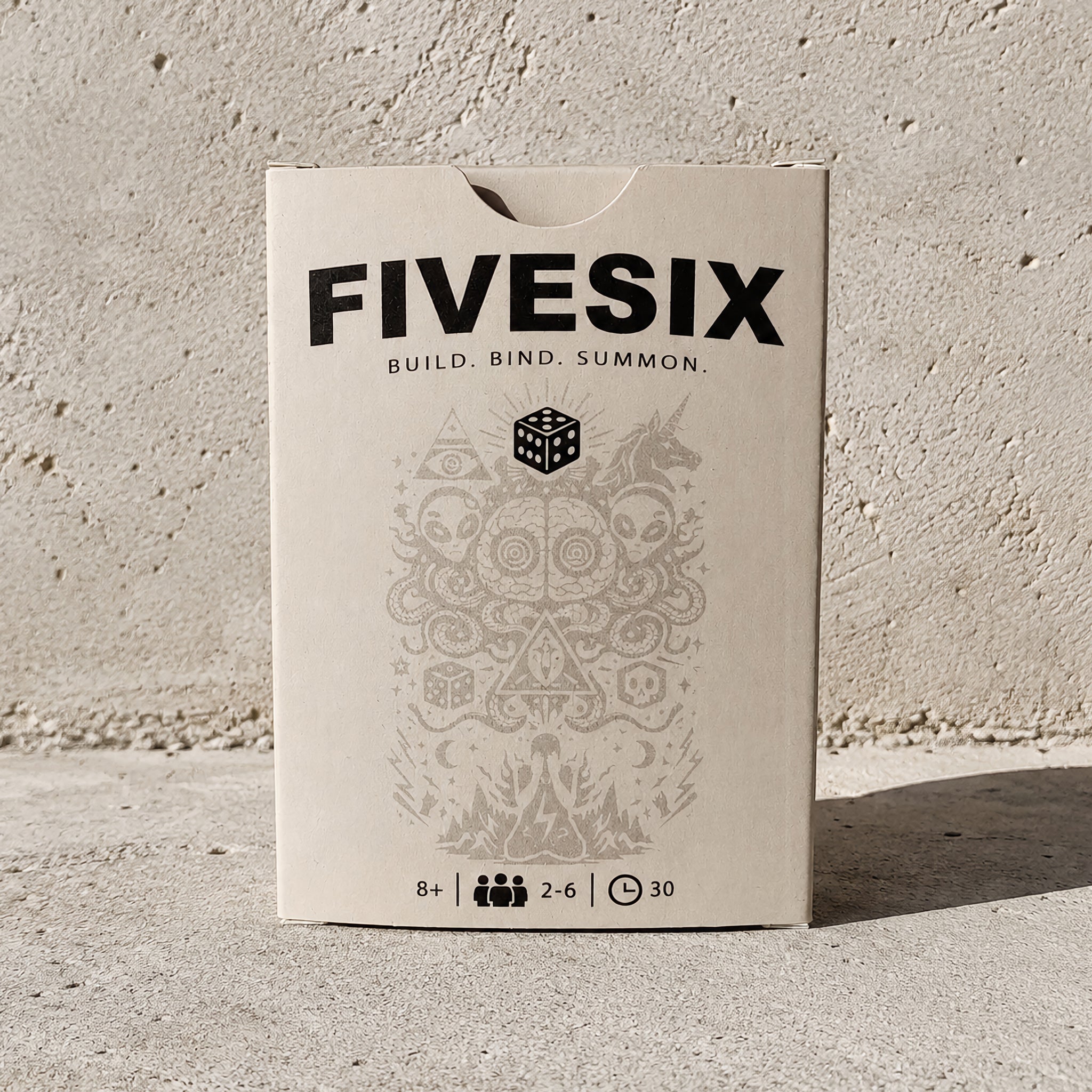 Vorderseite der FIVESIX First-Print-Spielbox – kompaktes Kartenspiel für 2 bis 6 Spieler ab 8 Jahren